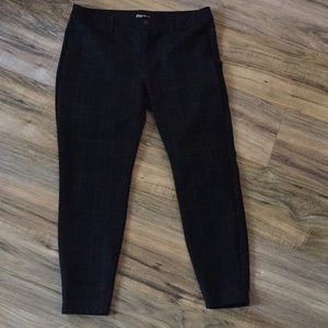 Maurice’s Plaid Pant L Short Straight Leg